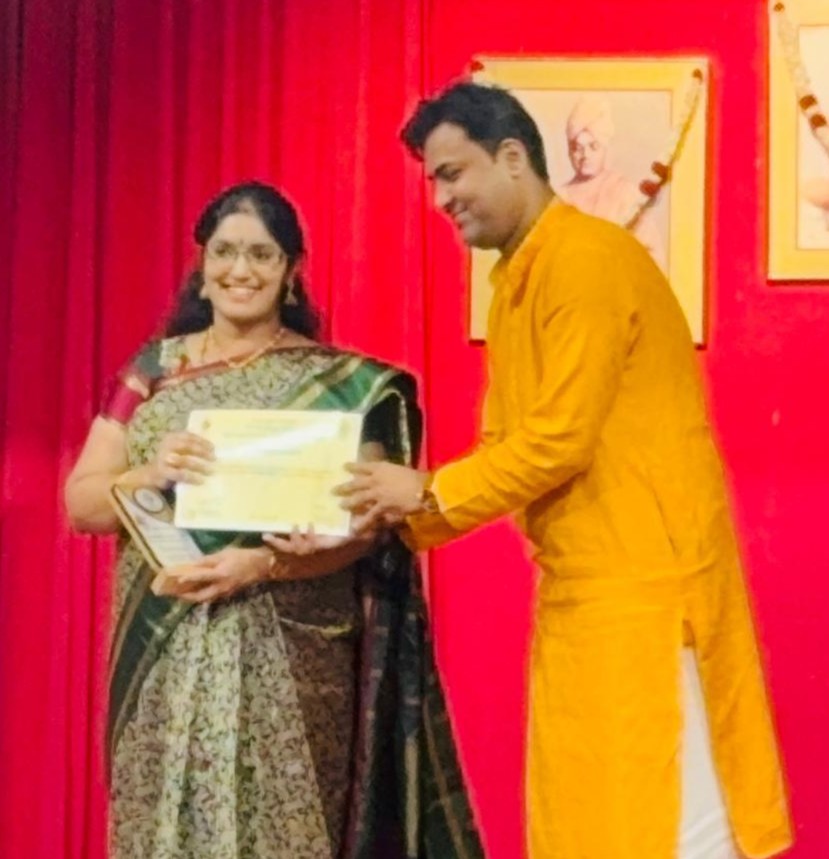 Aarthi aunty